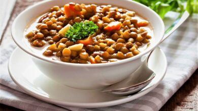 تهیه خوراک عدس و اسفناج با این روش ساده ؛ بمب آهن و انرژی!