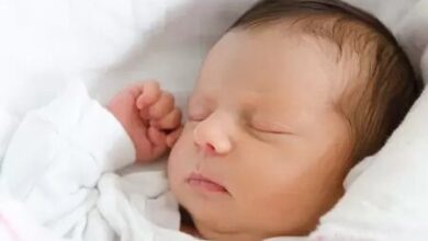 مادر جوان زنجانی نوزاد سنگین‌وزن را با زایمان طبیعی به دنیا آورد