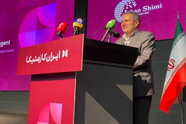 سیاستهای ارزی متناسب با اولویتهای تولید تنظیم میشود سیاستهای ارزی متناسب با اولویتهای تولید تنظیم میشود